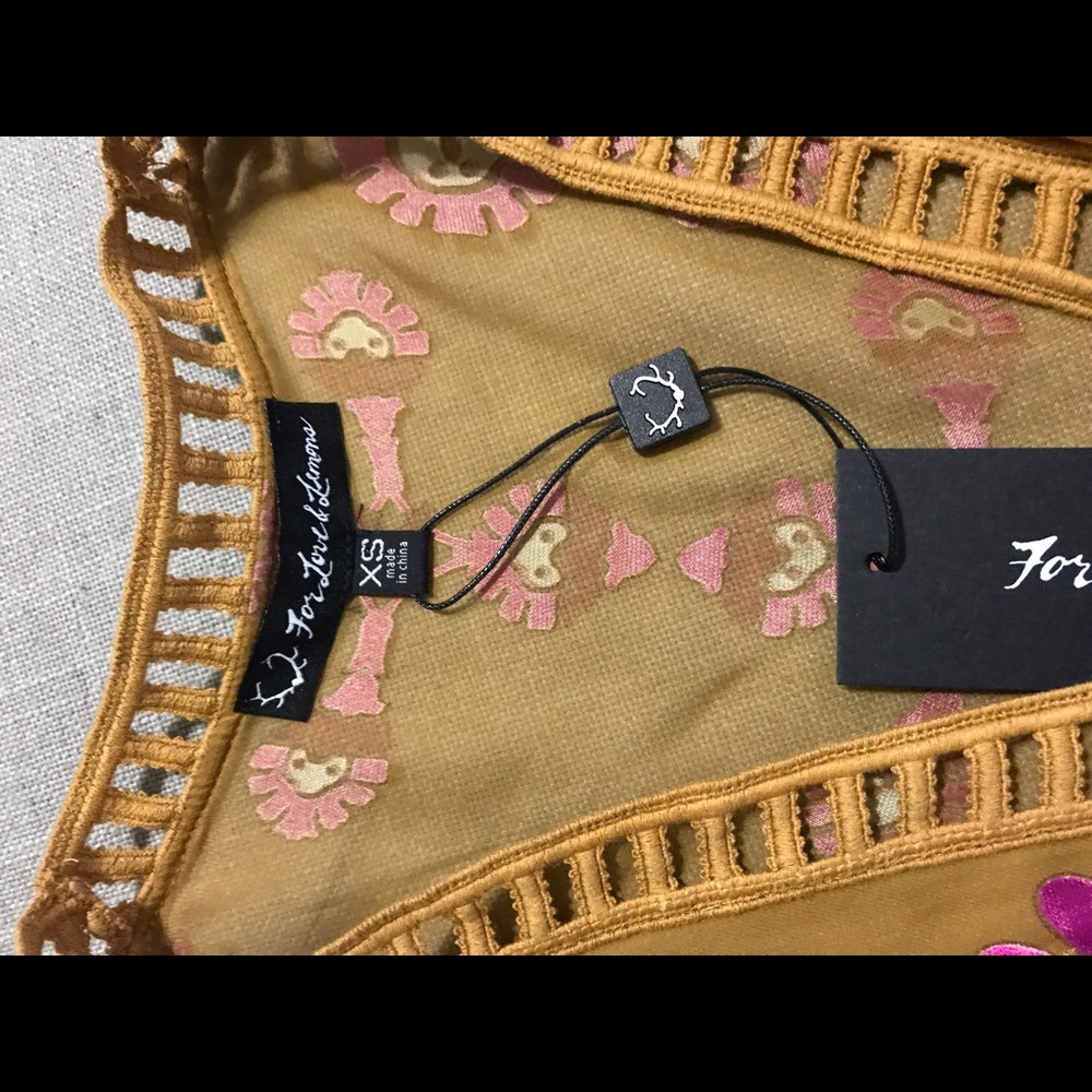 NWT for love and lemons Barcelona top - Picture 2 of 5